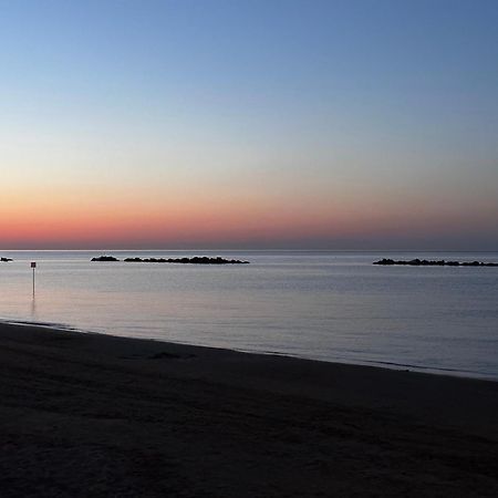 Le Ortensie In Centro E Vicino Al Mare Pescara Eksteriør billede