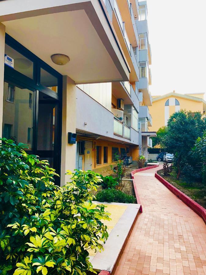 Le Ortensie In Centro E Vicino Al Mare Pescara Eksteriør billede
