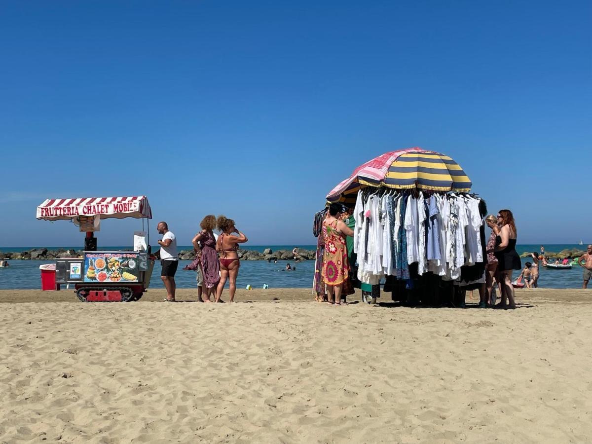 Le Ortensie In Centro E Vicino Al Mare Pescara Eksteriør billede
