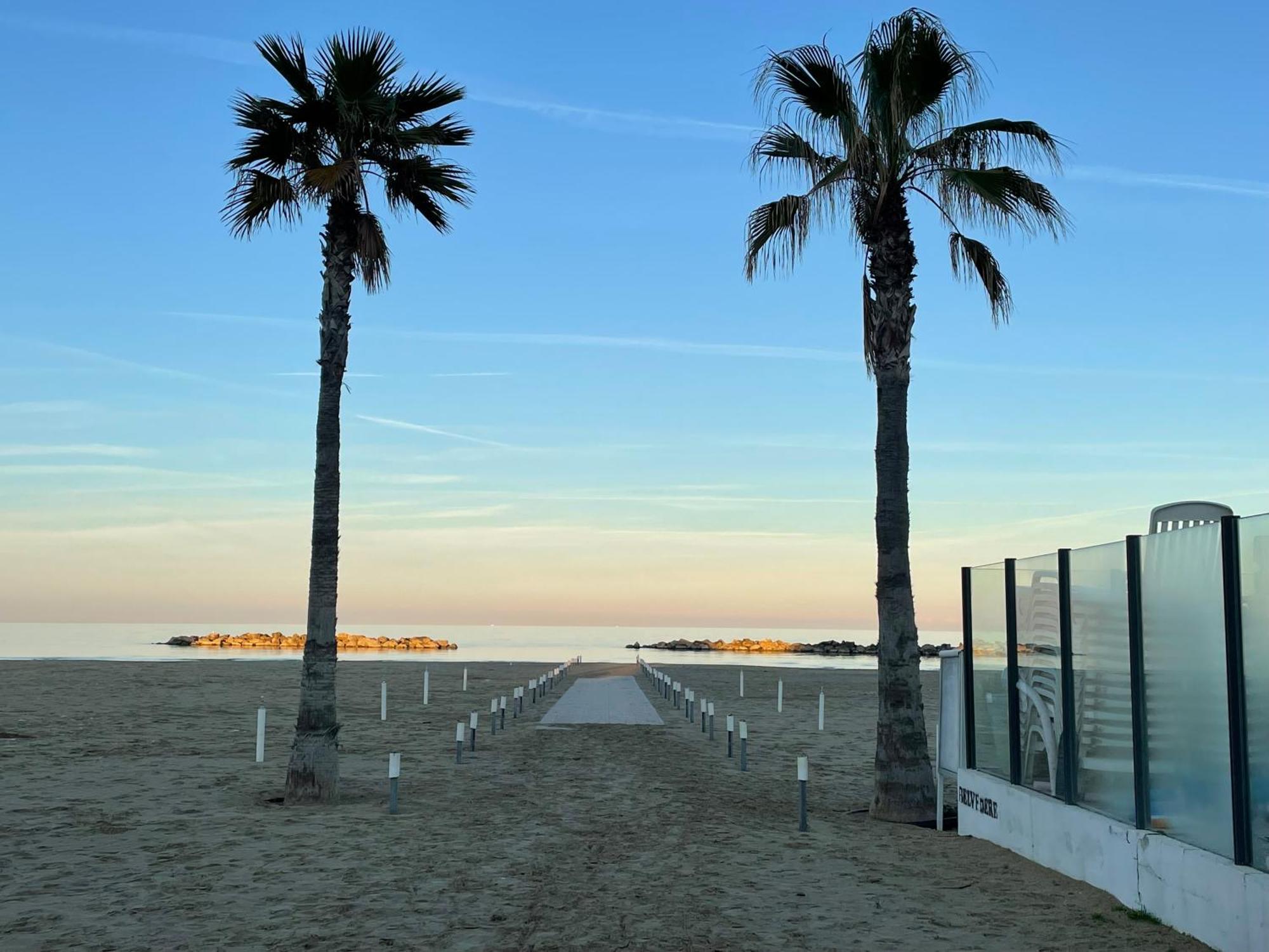 Le Ortensie In Centro E Vicino Al Mare Pescara Eksteriør billede